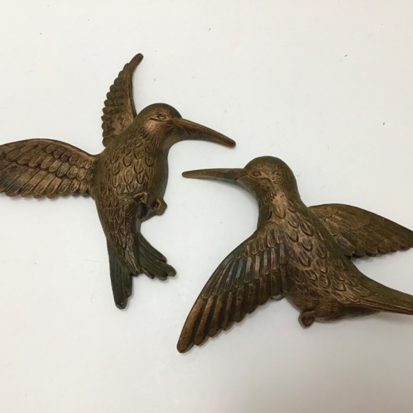 Vintage Hummingbird Wall Decor 2 Hanging Bird Garden Nature Home - Picture 2 of 7